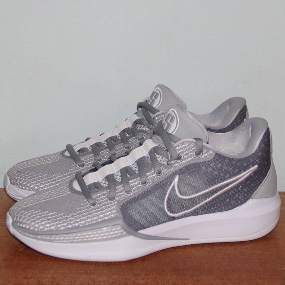Nike Sabrina 1 TB Wolf Grey White Basketball Shoes Womens 6.5 - Picture 2 of 6